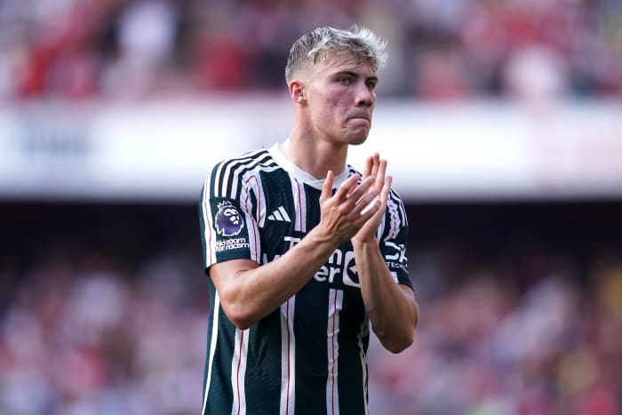 Rasmus Hojlund pictured applauding Manchester United's away fans after making his Premier League debut in a 3-1 defeat at Arsenal in September 2023
